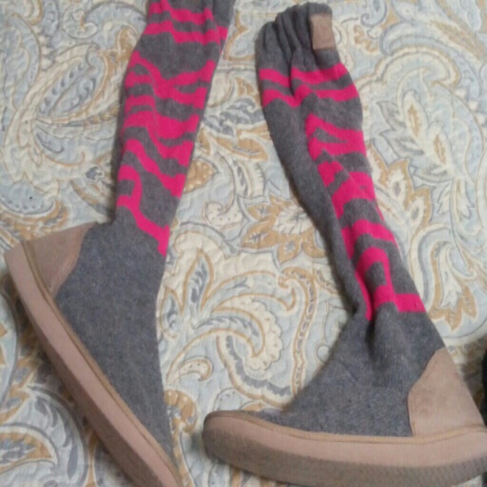 Rare vs pink boots